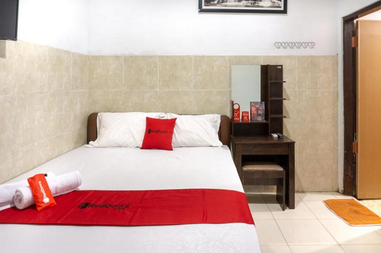 Reddoorz @ Hotel Surabaya Sumenep Ngoại thất bức ảnh