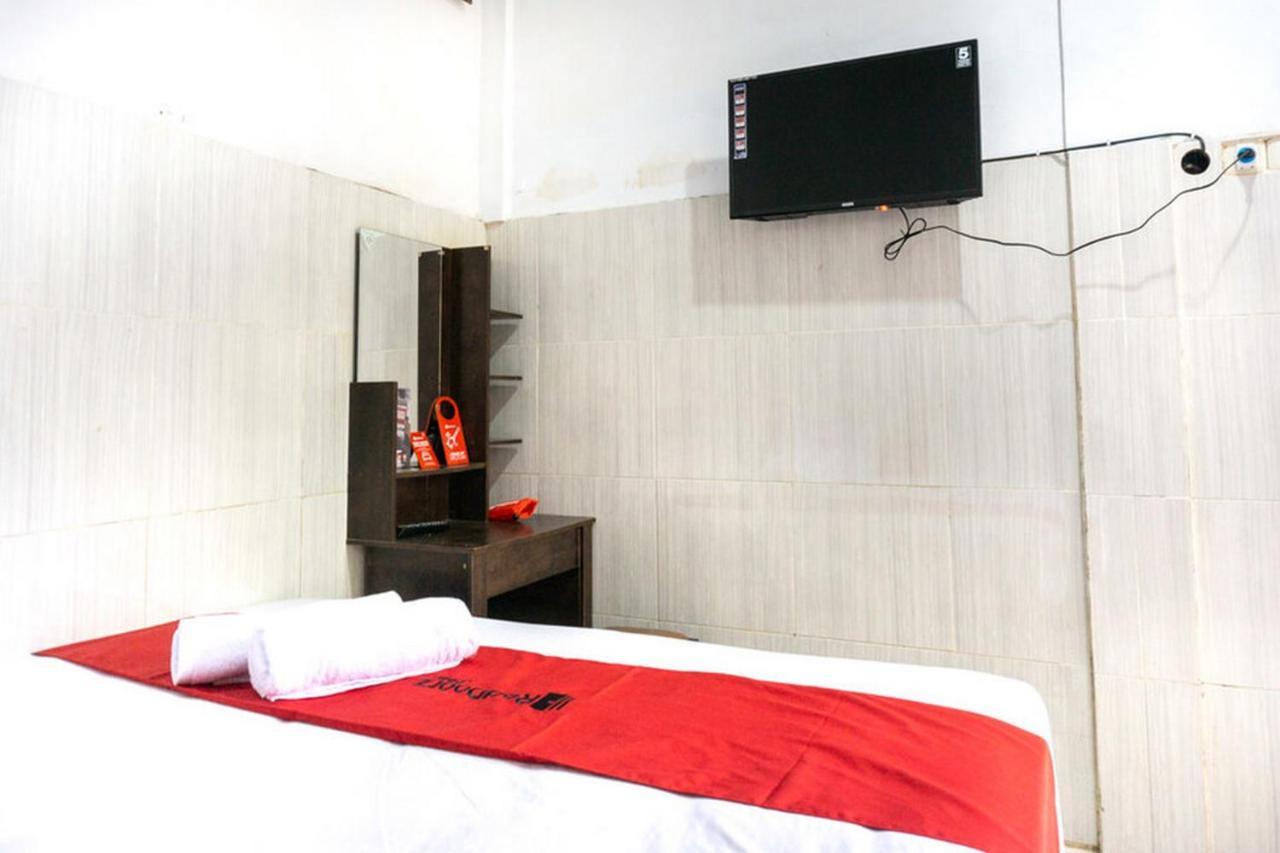 Reddoorz @ Hotel Surabaya Sumenep Ngoại thất bức ảnh