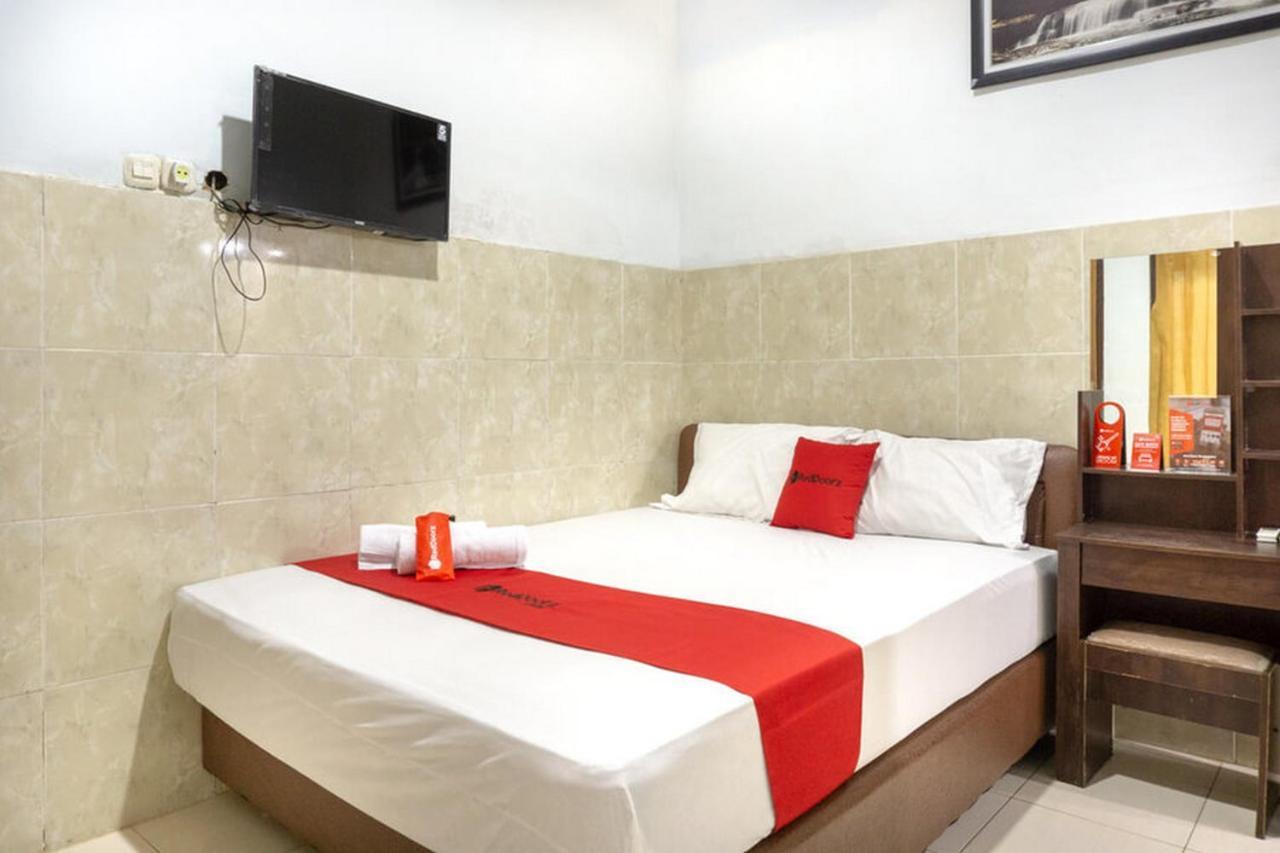 Reddoorz @ Hotel Surabaya Sumenep Ngoại thất bức ảnh