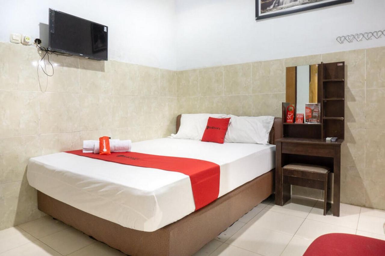 Reddoorz @ Hotel Surabaya Sumenep Ngoại thất bức ảnh