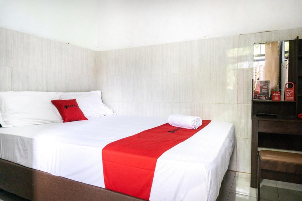 Reddoorz @ Hotel Surabaya Sumenep Ngoại thất bức ảnh