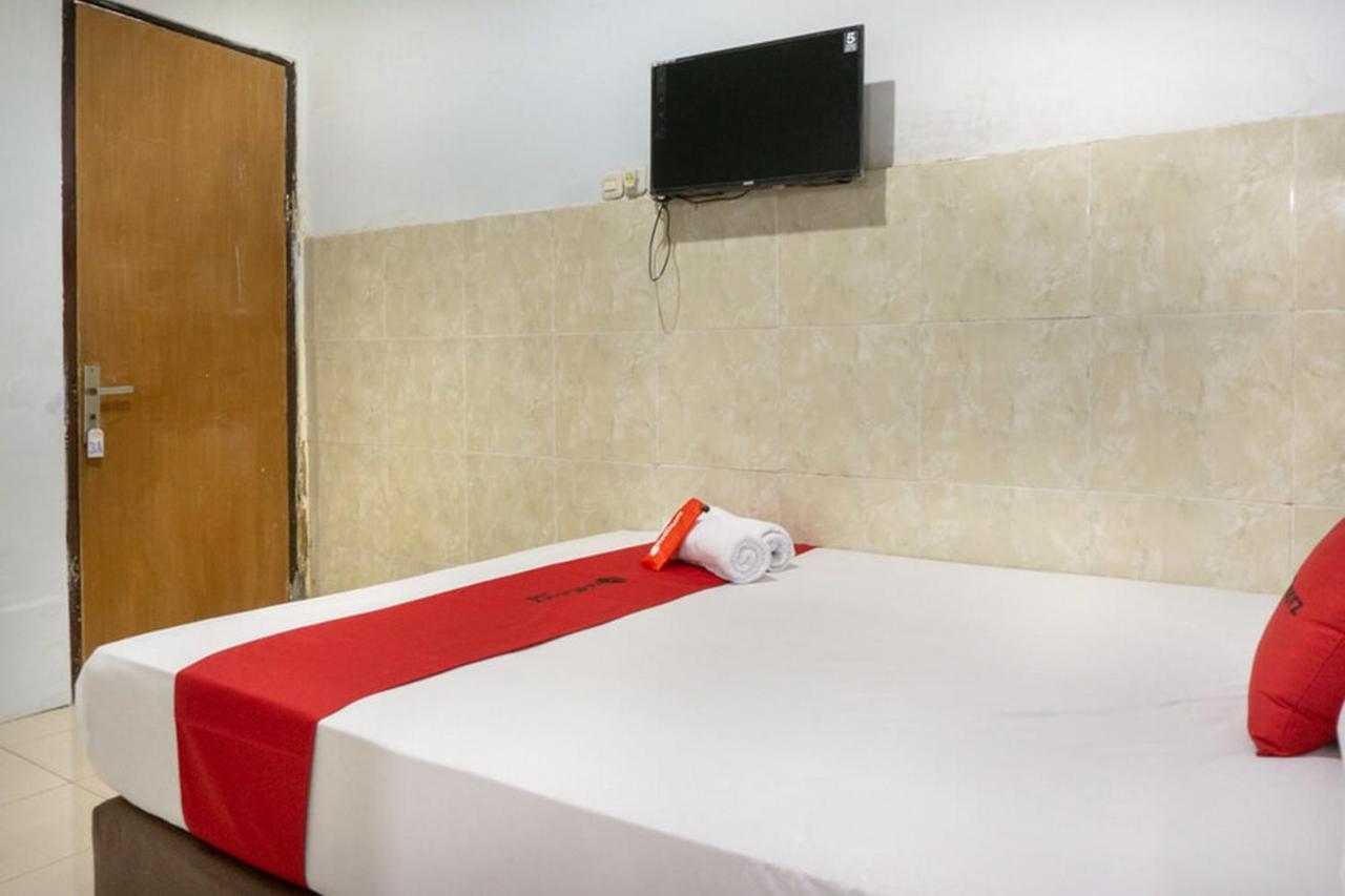 Reddoorz @ Hotel Surabaya Sumenep Ngoại thất bức ảnh