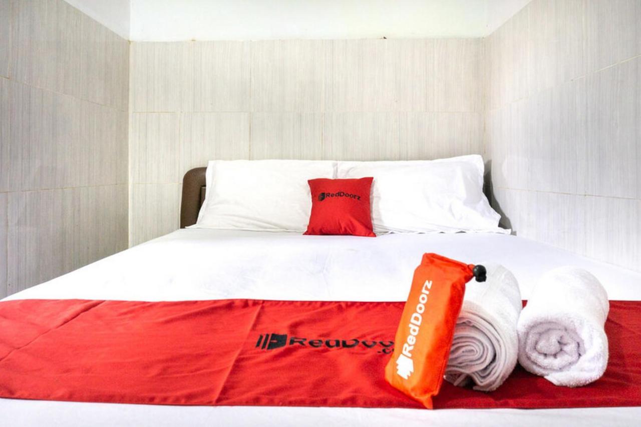 Reddoorz @ Hotel Surabaya Sumenep Ngoại thất bức ảnh