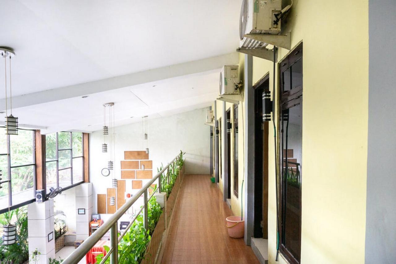 Reddoorz @ Hotel Surabaya Sumenep Ngoại thất bức ảnh